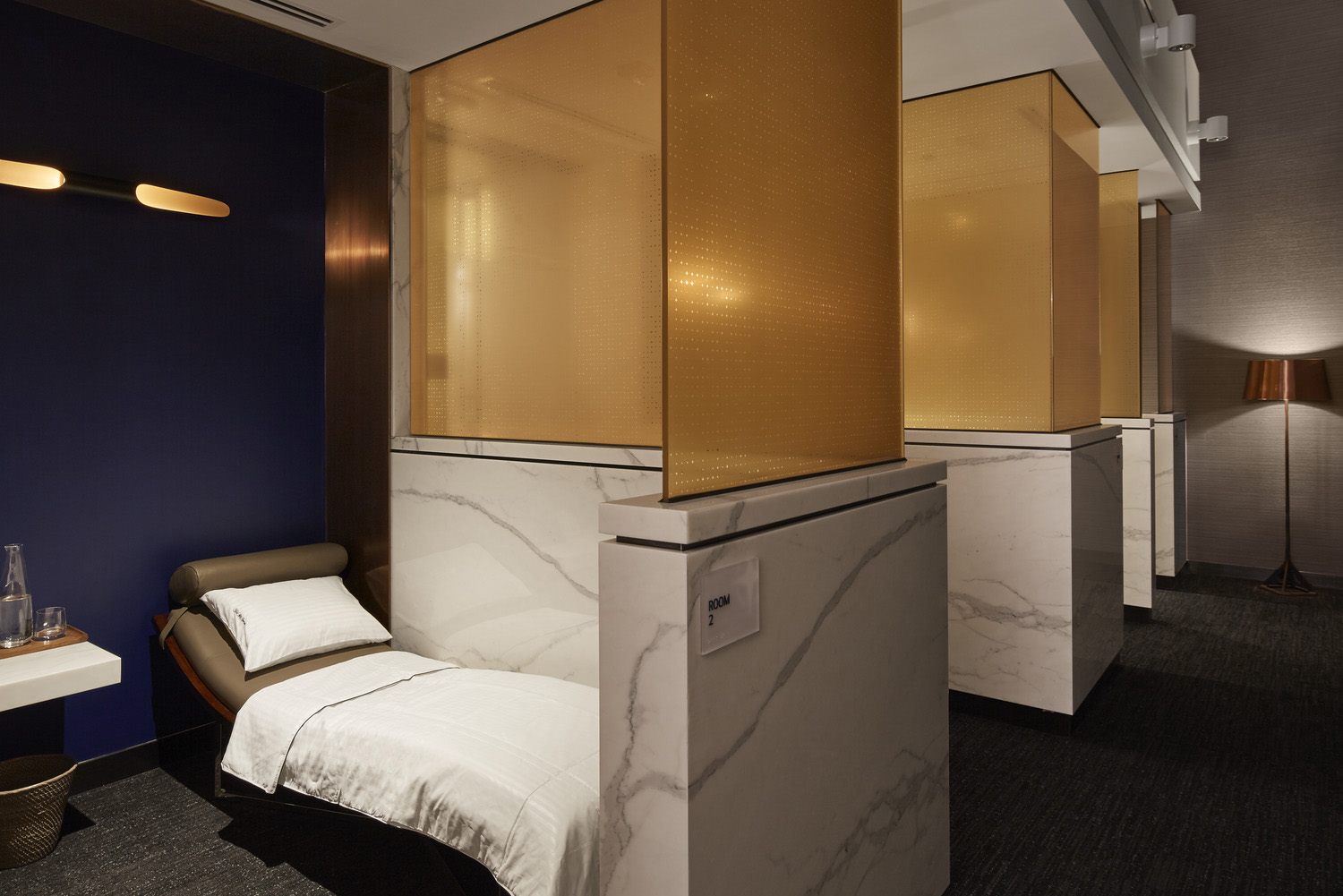 United Airlines, Polaris Club at O’Hare