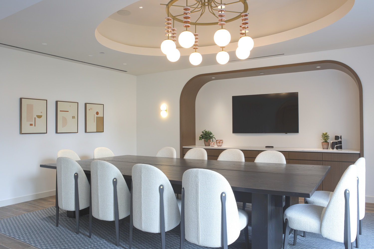 Canal Street Market and Eatery