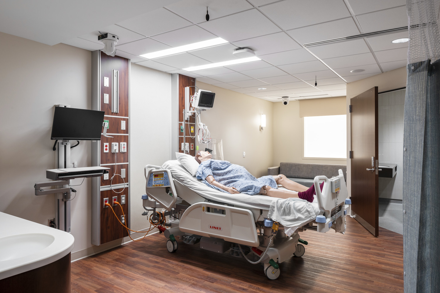 Confidential Simulation Center